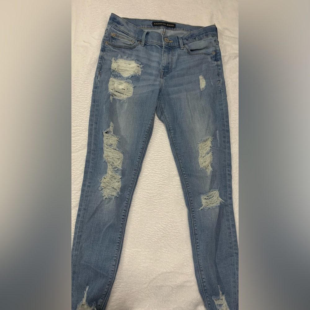 Express jeans ripped